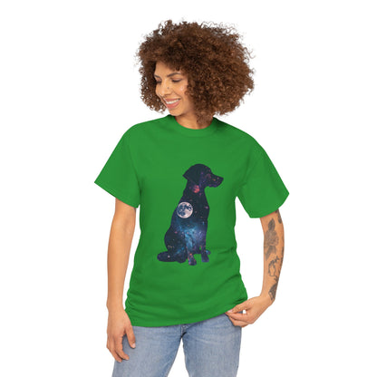 Dog Silhouette – Feminine Minimal T-Shirt