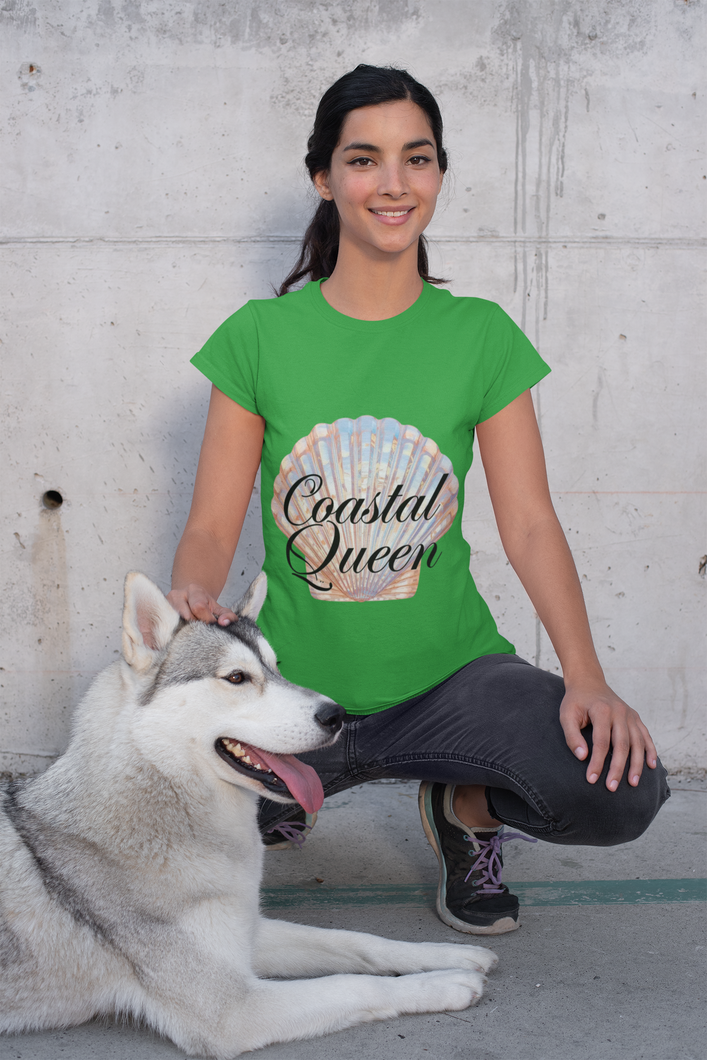 Coastal Queen – Bold Ocean Power T-Shirt