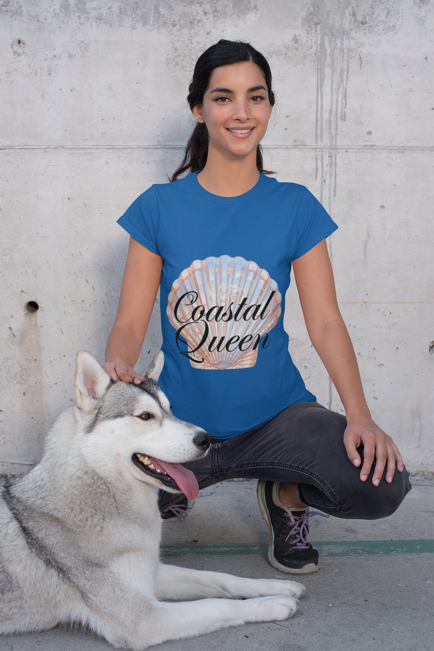 Coastal Queen – Bold Ocean Power T-Shirt