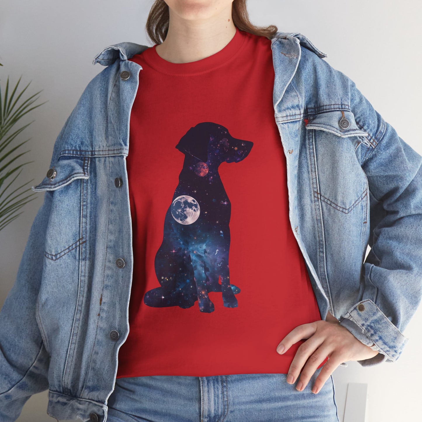 Dog Silhouette – Feminine Minimal T-Shirt