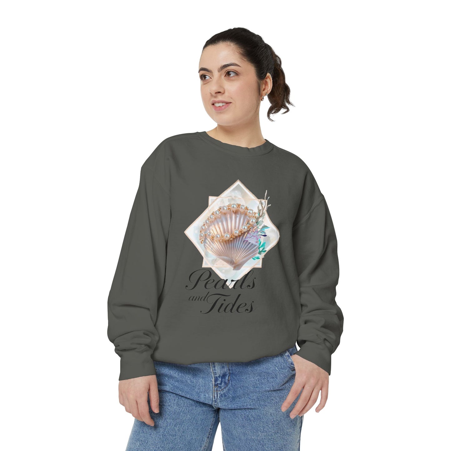 Pearls and Tides – Elegant Ocean Luxury T-Shirt